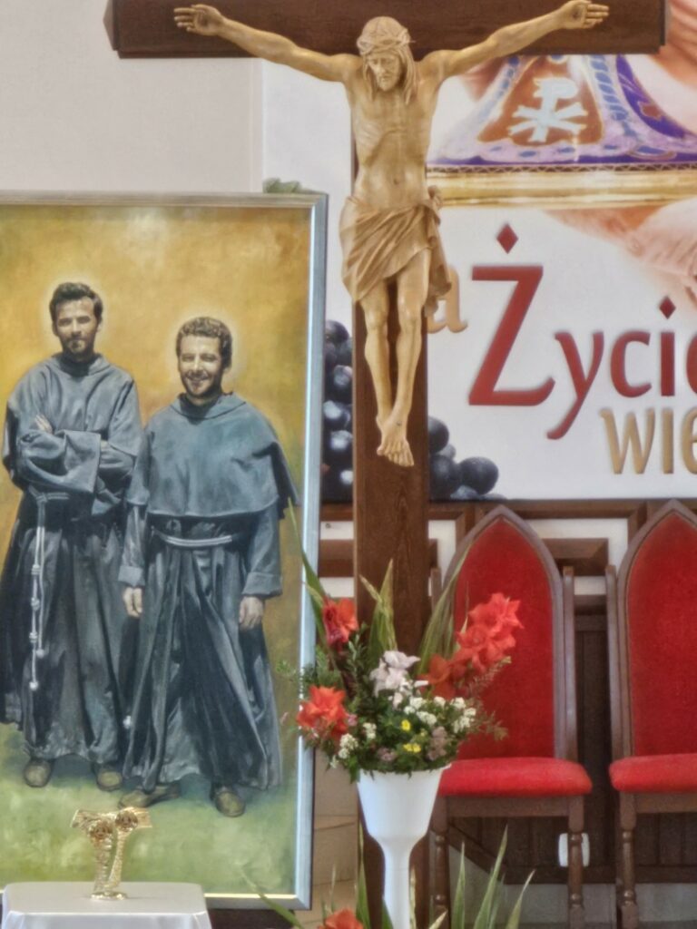 Wprowadzenie relikwii bł. Michała Tomaszka i Zbigniewa Strzałkowskiego